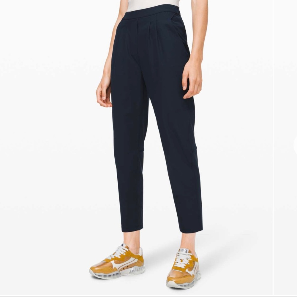 Lululemon essential high rise trouser